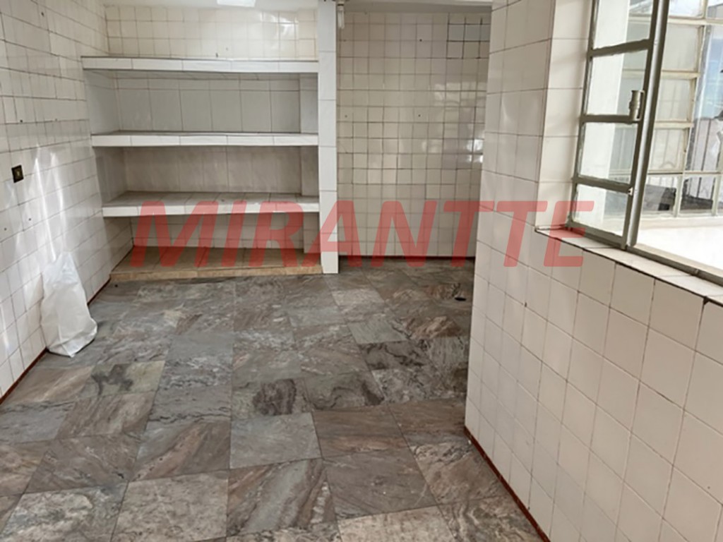 Sobrado de 233m² com 4 quartos em Imirim