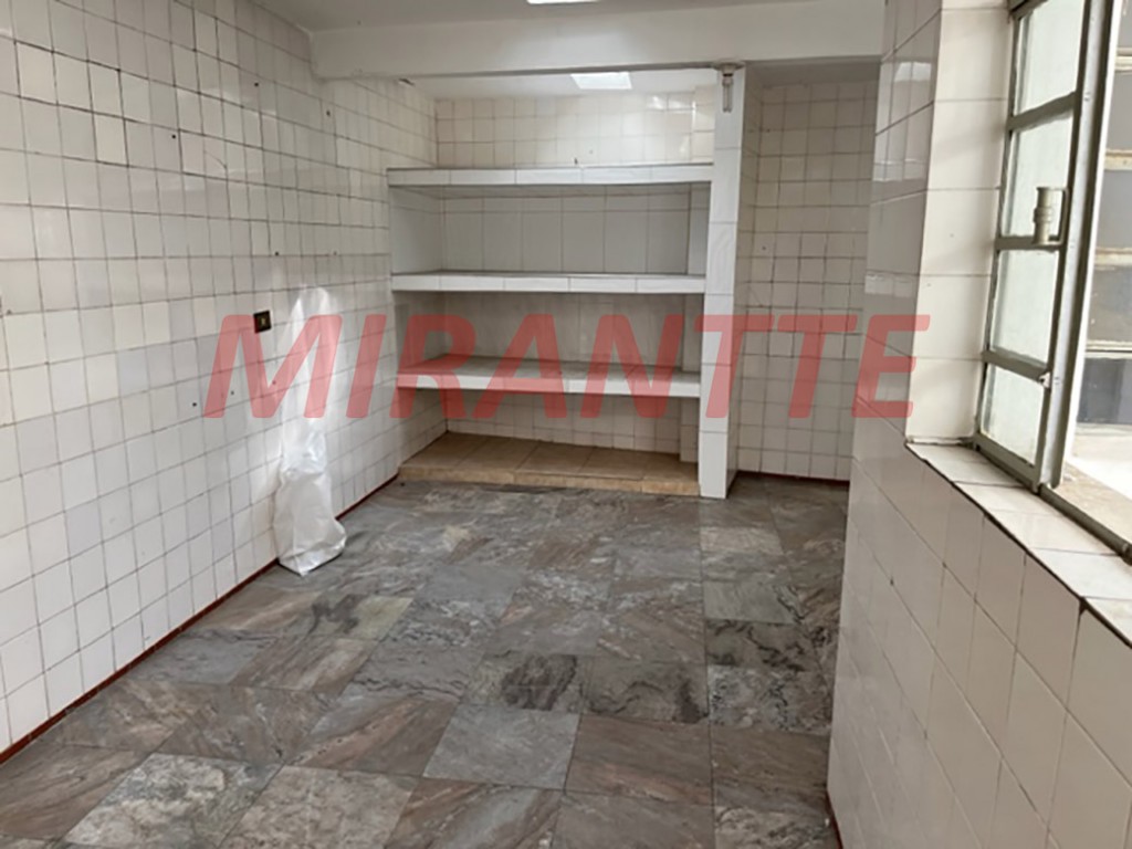 Sobrado de 233m² com 4 quartos em Imirim