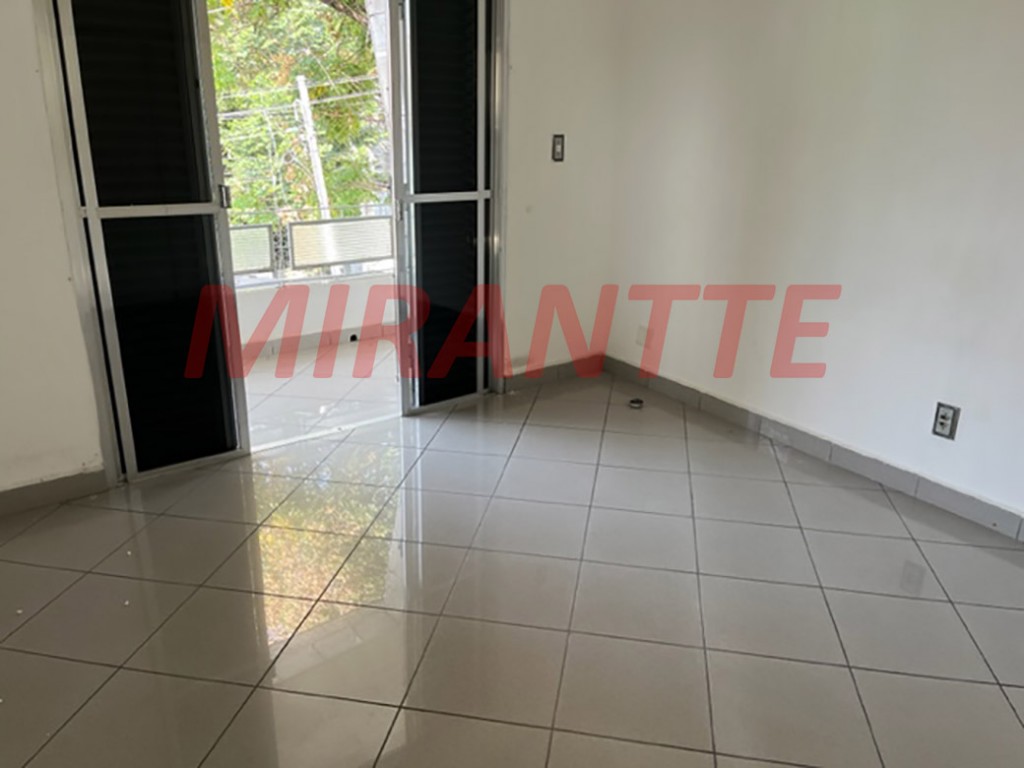 Sobrado de 233m² com 4 quartos em Imirim