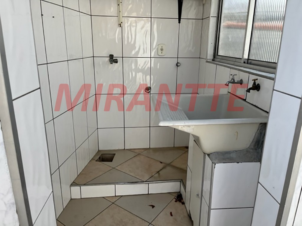 Sobrado de 233m² com 4 quartos em Imirim
