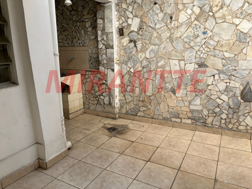 Sobrado de 233m² com 4 quartos em Imirim