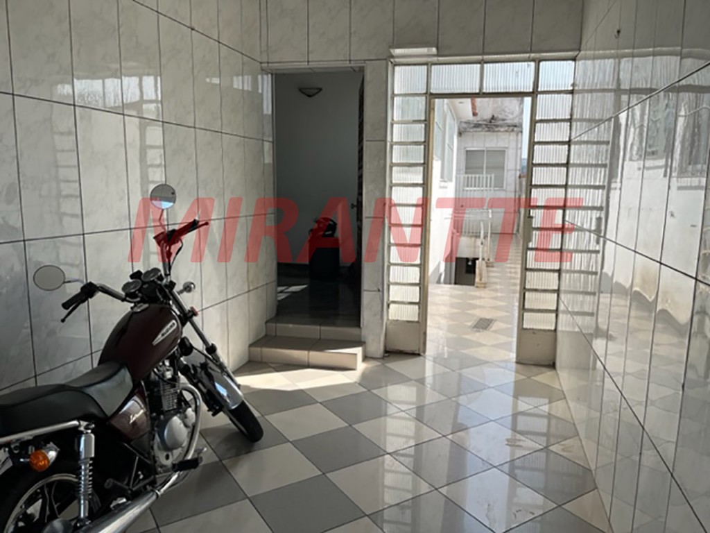 Sobrado de 233m² com 4 quartos em Imirim