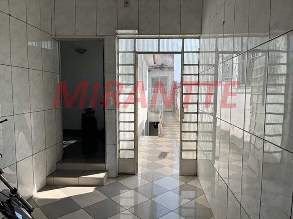 Sobrado de 233m² com 4 quartos em Imirim