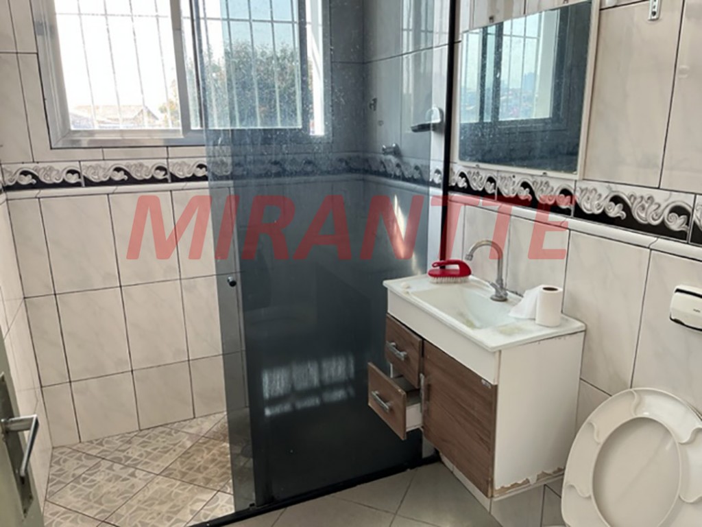 Sobrado de 233m² com 4 quartos em Imirim