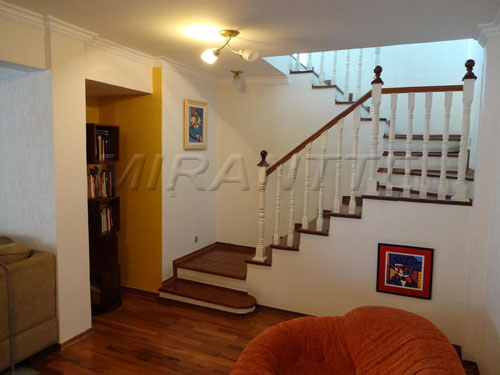 Sobrado com 3 quartos em Vila Madalena