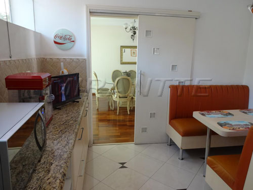 Sobrado com 3 quartos em Vila Madalena