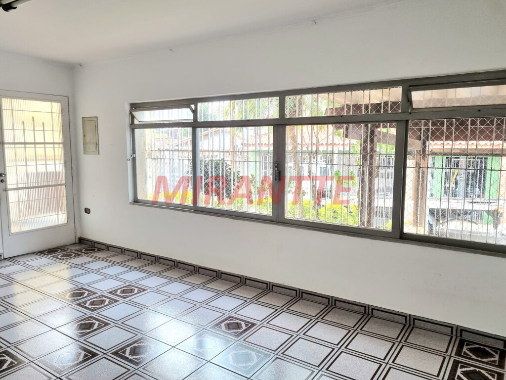 Sobrado de 212m² com 3 quartos em Vila Ester