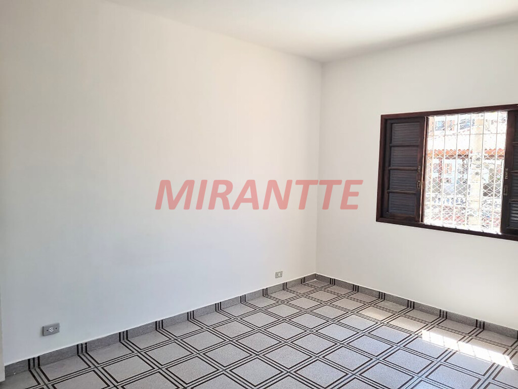 Sobrado de 212m² com 3 quartos em Vila Ester