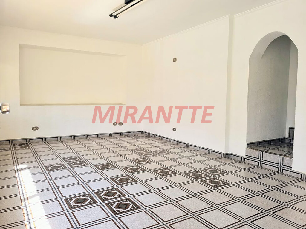 Sobrado de 212m² com 3 quartos em Vila Ester