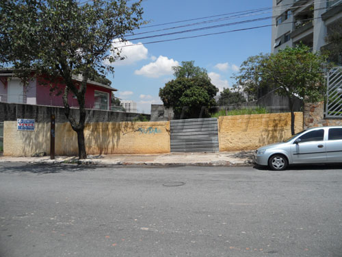 Terreno de 360m² em Barro Branco
