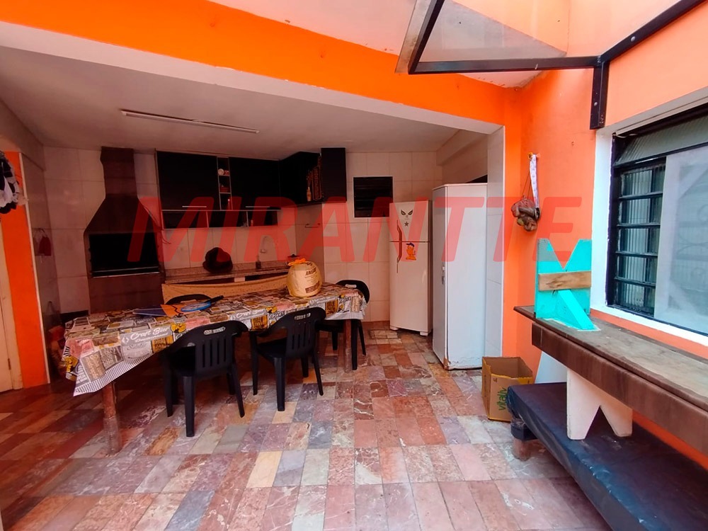 Sobrado de 132m² com 3 quartos em Limão