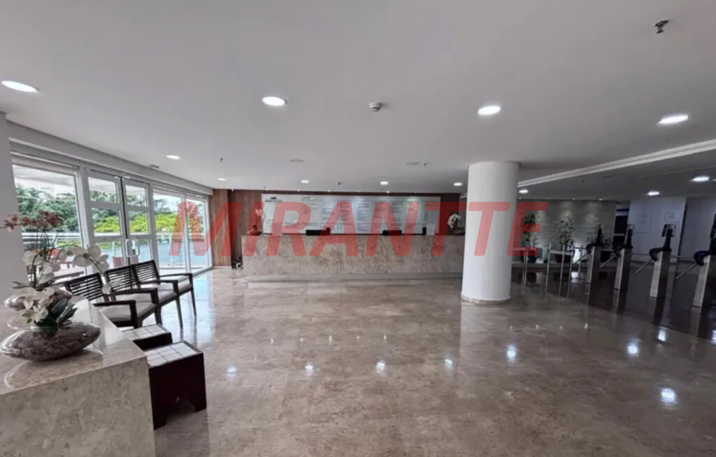 Comercial de 95m² em Santana