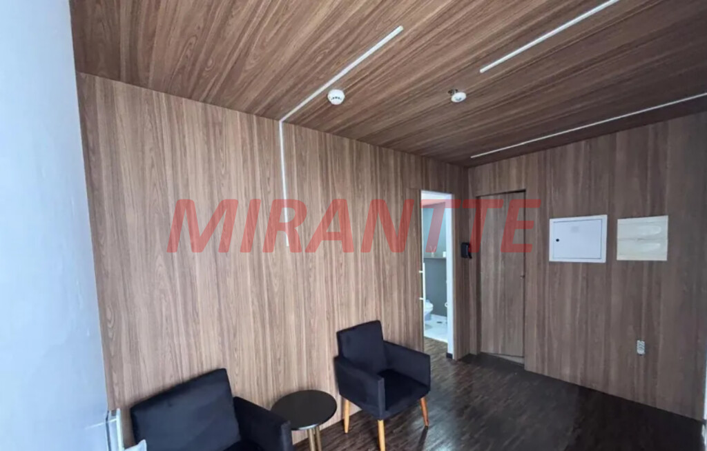 Comercial de 95m² em Santana