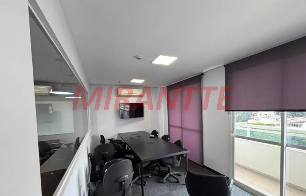 Comercial de 95m² em Santana