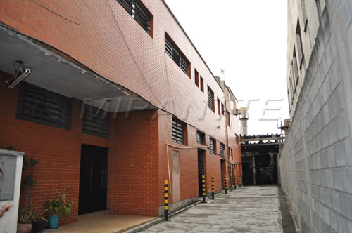 Galpao de 5750m² em Jardim Andarai