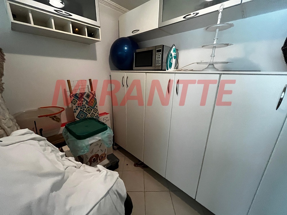 Sobrado de 500m² com 4 quartos em Tremembe