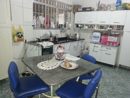 Sobrado de 133m² com 3 quartos em Vila Carbone