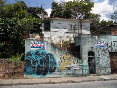 Casa terrea com 2 quartos em Vila Mazzei