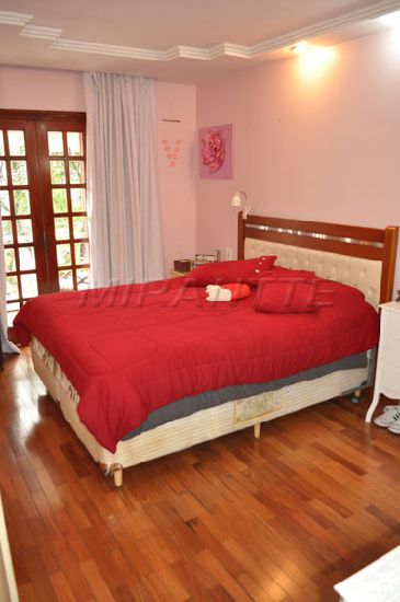 Sobrado de 250m² com 3 quartos em Mandaqui