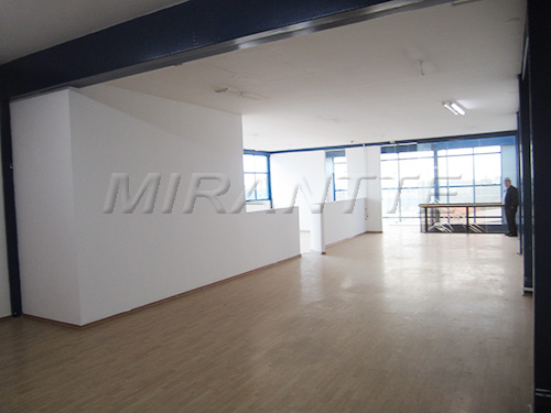 Comercial de 1320m² em Jardim do Papai