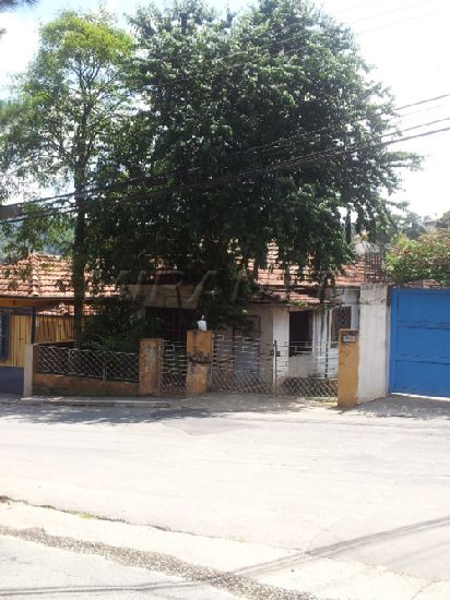 Terreno de 300m² em Horto Florestal