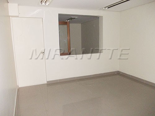Comercial de 80m² em Vila Gomes Cardim