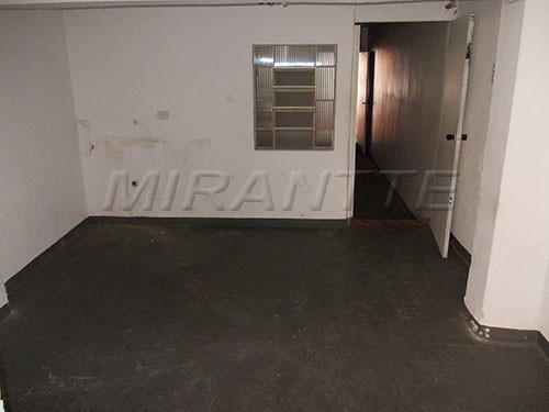 Comercial de 80m² em Vila Gomes Cardim