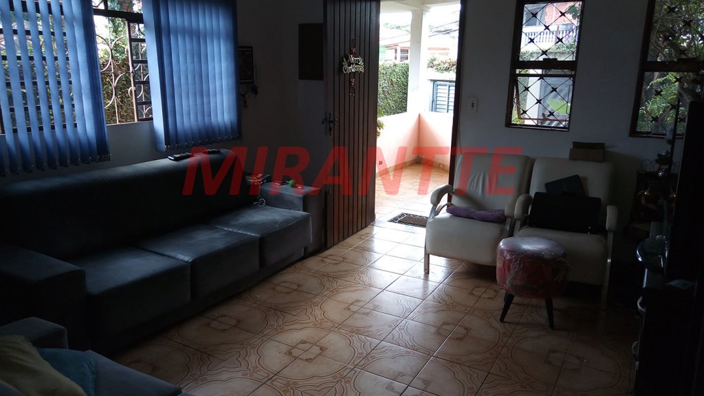 Sobrado de 230m² com 3 quartos em Vila Aurora
