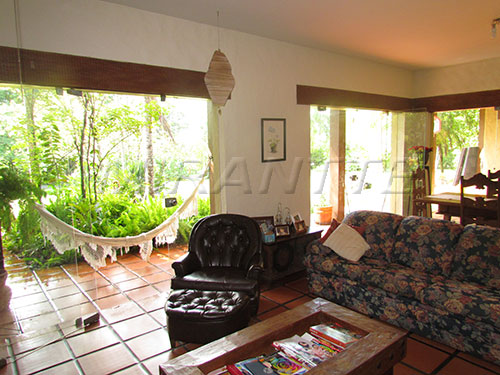 Casa terrea de 357m² com 4 quartos em Serra Da Cantareira