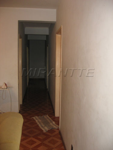 Sobrado de 774m² em Chora Menino