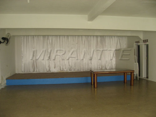 Sobrado de 774m² em Chora Menino