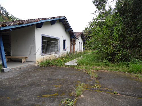 Casa terrea de 600m² com 3 quartos em Serra Da Cantareira