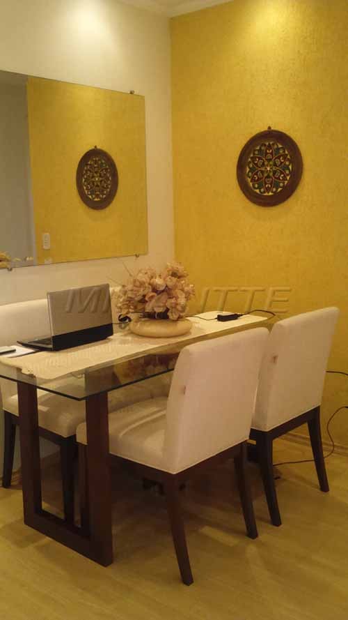 Apartamento de 56m² com 3 quartos em Parque Novo Mundo