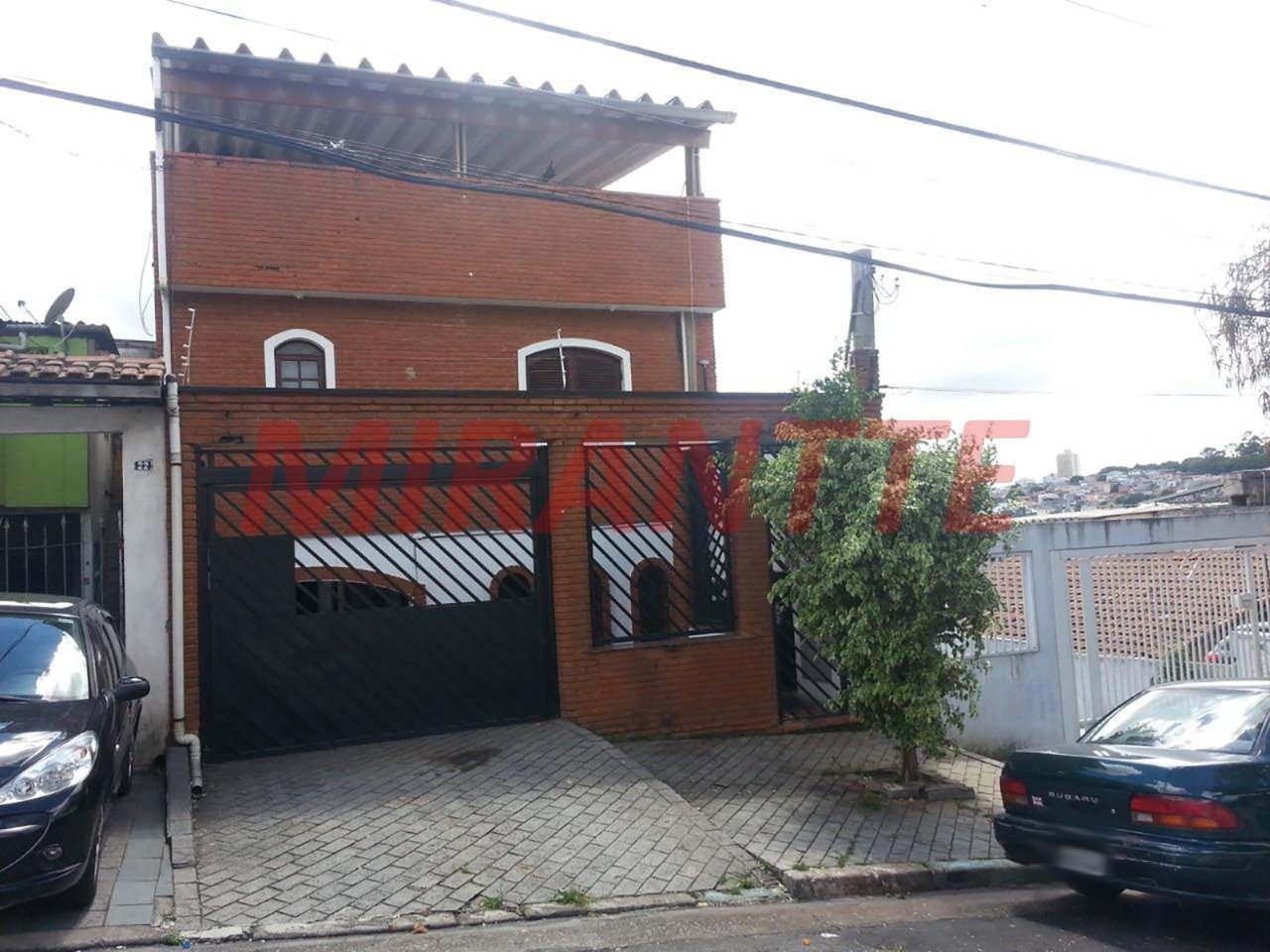 Sobrado de 337m² com 3 quartos em Jardim Almanara