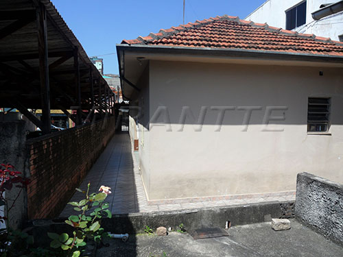 Comercial de 733m² em Vila Mazzei