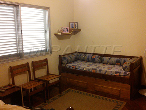 Sobrado de 289m² com 3 quartos em Vila Maria