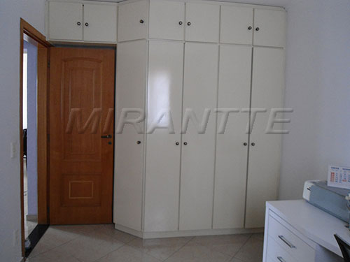 Apartamento de 67m² com 2 quartos em Jaçana