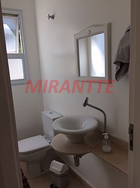 Cond. fechado de 225m² com 4 quartos em Tremembe