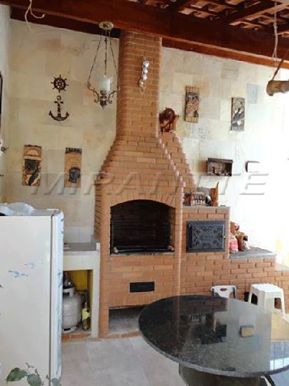 Sobrado de 160m² com 3 quartos em Vila Mazzei