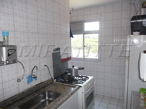 Apartamento de 49m² com 2 quartos em Vila Amalia