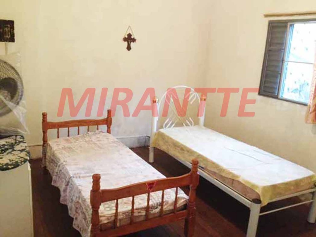 Casa terrea de 450m² com 3 quartos em Vila Baruel