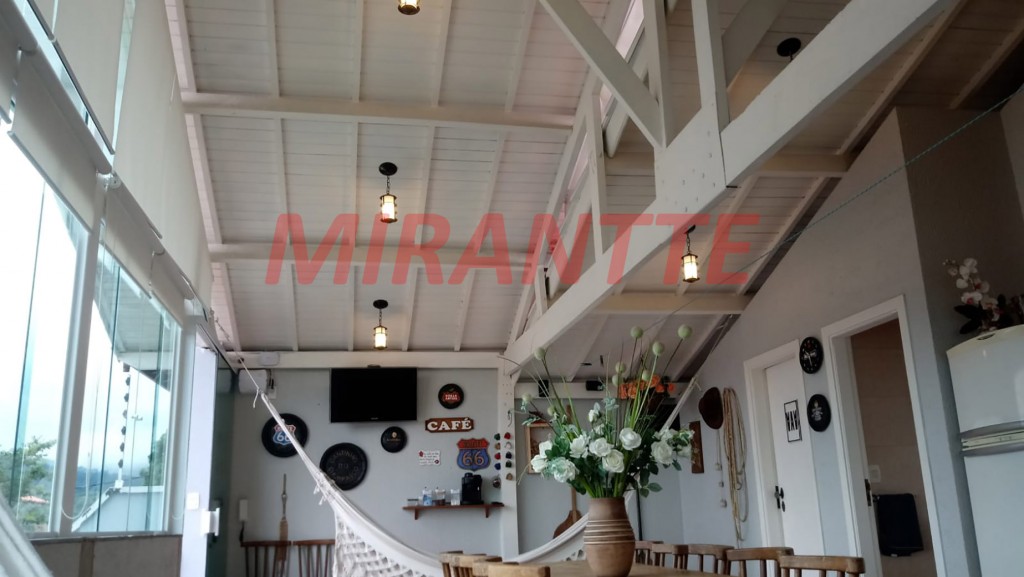 Casa terrea de 200m² com 3 quartos em Jardim Virginia Bianca