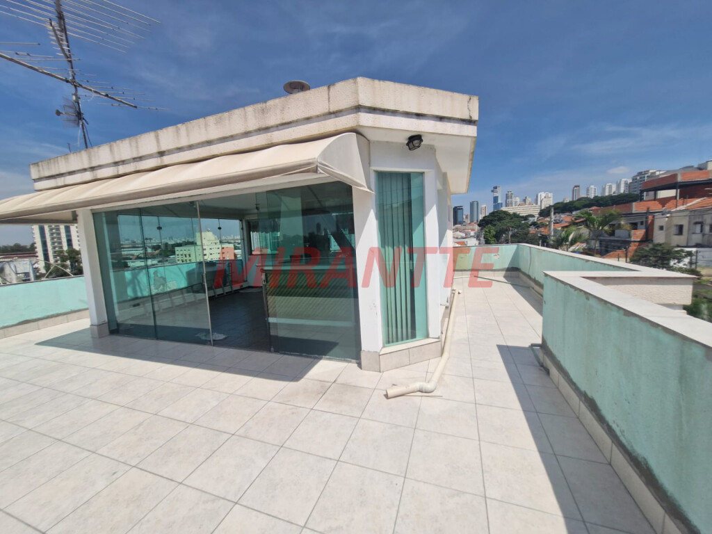 Sobrado de 390m² com 4 quartos em Santana