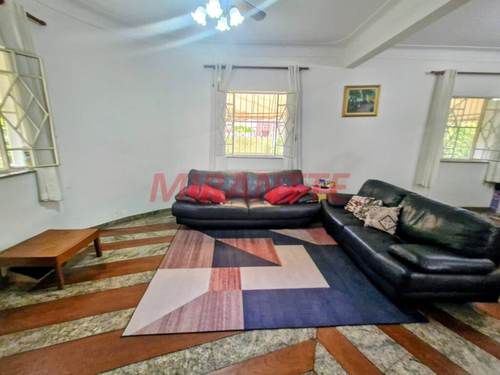 Sobrado de 390m² com 4 quartos em Santana