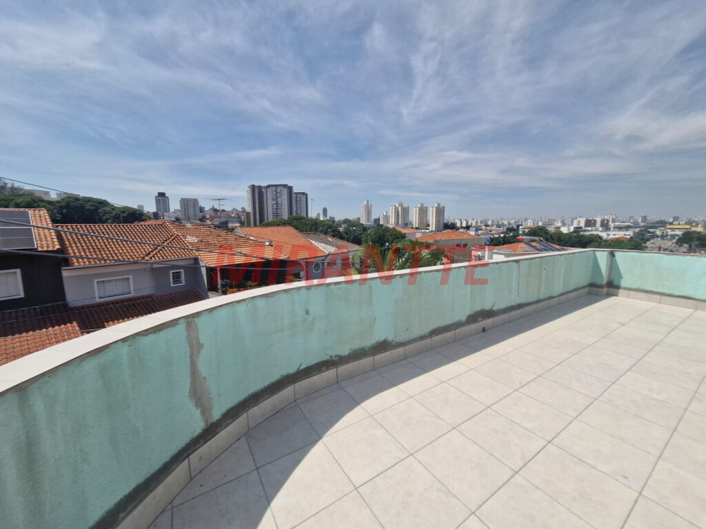 Sobrado de 390m² com 4 quartos em Santana