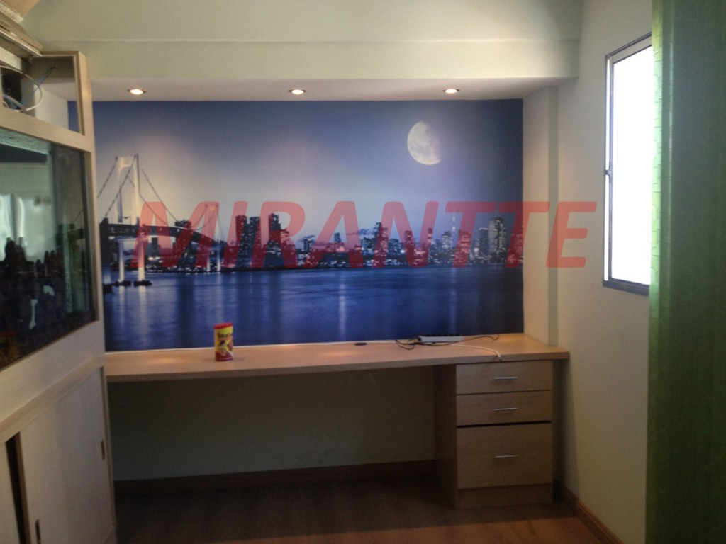 Apartamento com 2 quartos em Vila Mazzei