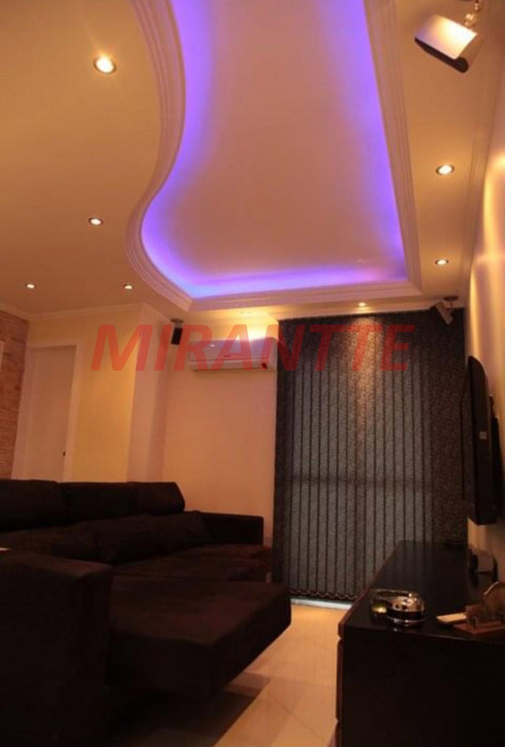 Apartamento com 2 quartos em Vila Mazzei