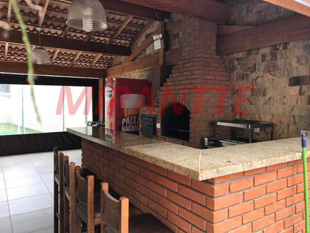 Apartamento com 2 quartos em Vila Mazzei