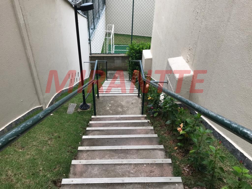 Apartamento com 2 quartos em Vila Mazzei