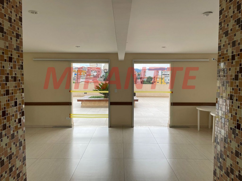 Apartamento com 2 quartos em Vila Mazzei